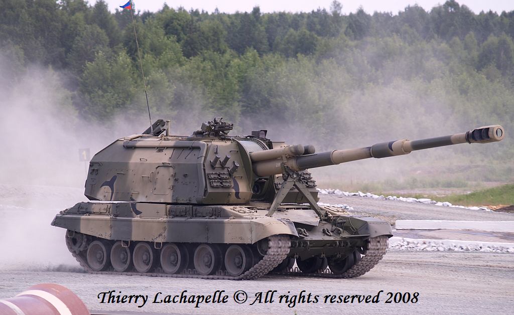 2s19m1_msta_s_152mm_thierry_lachapelle_01.JPG