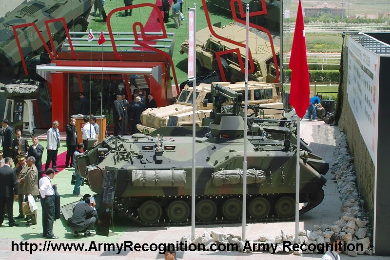 FNSS_ACV-S_Command_Post_Turkey_IDEF_2007_002.jpg
