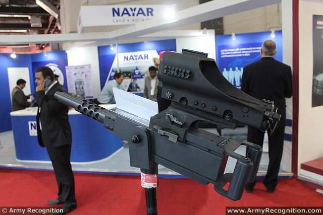 DCL_120_Red_Dot_Sight_for_12-7mm_50_caliber_machine_gun_Dong_In_Optical_Defexpo_2014_India_640_001.jpg