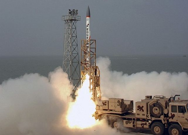 AAD_Advanced_Air_Defence_interceptor_missile_DRDO_India_Indian_defense_industry_military_technology_640_001.jpg