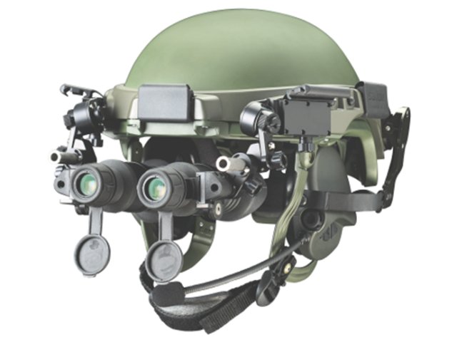Savox_showcasing_its_THOR_Tactical_Headgear_for_the_first_time_in_South_East_Asia_640_002.jpg