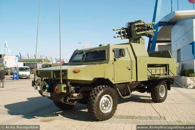Poprad_Zubr_P_anti-aicraft_mobile_GROM_missile_launcher_Kobra_air_defense_system_Poland_Polish_army_004.jpg