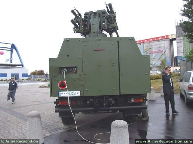 Poprad_Zubr_P_anti-aicraft_mobile_GROM_missile_launcher_Kobra_air_defense_system_Poland_Polish_army_006.jpg