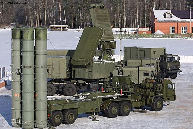 S-400_Triumph_triumf_5P85TE2_SA-21_Growler_surface_to_air_SAM_long_range_missile_defense_system_Russia_Russian_amy_640_003.jpg
