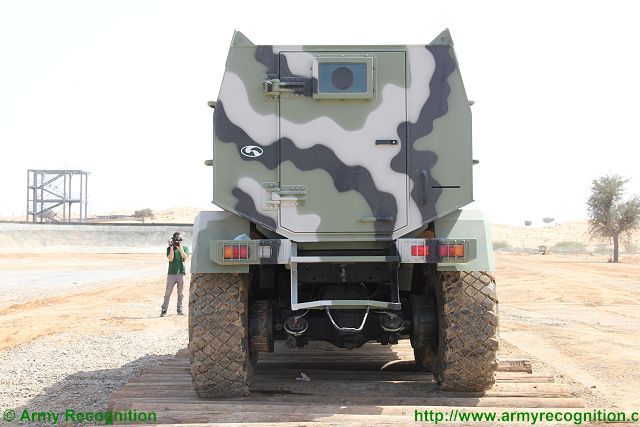 Fiona_6x6_APC_MRAP_armoured_vehicle_personnel_carrier_KrAZ_Streit_Group_ukraine_defense_industry_002.jpg