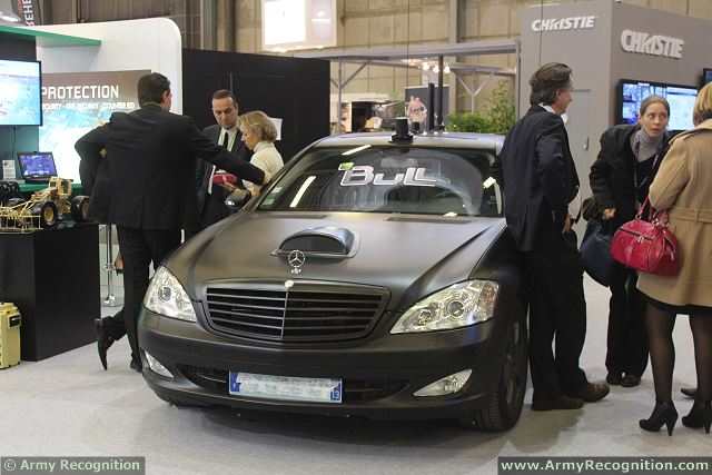 Mercedes_Shadow_jamming_car_IED_Bull_France_French_security_industry_Milipol_2013_internal_state_exhibition_Paris_France_001.jpg