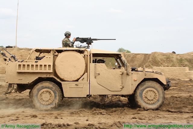 Sherpa_light_SF_Special_Forces_4x4_armoured_vehicle_Renault_Trucks_Defense_France_French_defense_industry_005.jpg