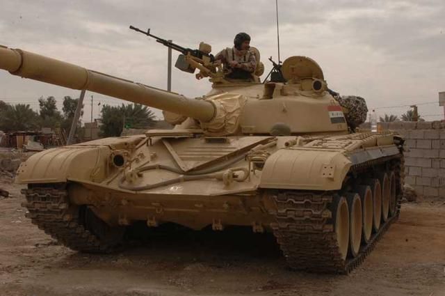 T-72_iraqi_army_main_battle_tank_640.jpg