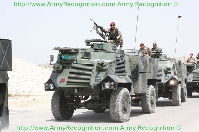Saxon_KADDB_wheeled_armoured_vehicle_personnel_carrier_Jordan_Jordanian_army_640.jpg