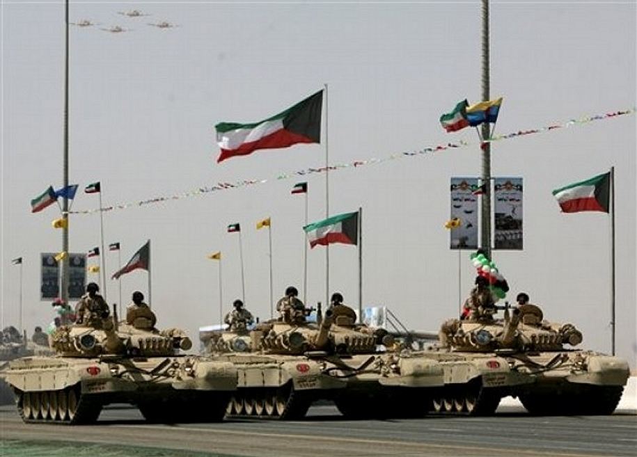 T-72_main_battle_tank_Kuwait_kuwaiti_army_001.jpg