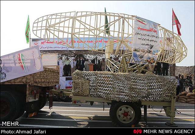 Iran_unveils_new_home-made_radar_to_detect_stealth_targets_cruise_missiles_at_military_parade_22_September_2013_001.jpg