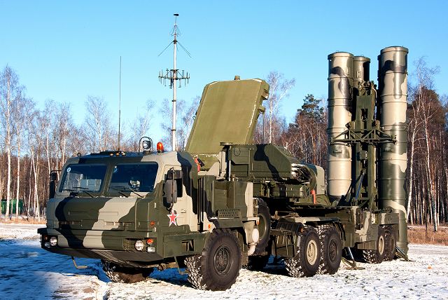 Belarus_is_negotiating_the_delivery_of_S-400_air_defense_missile_systems_from_Russia_640_001.jpg