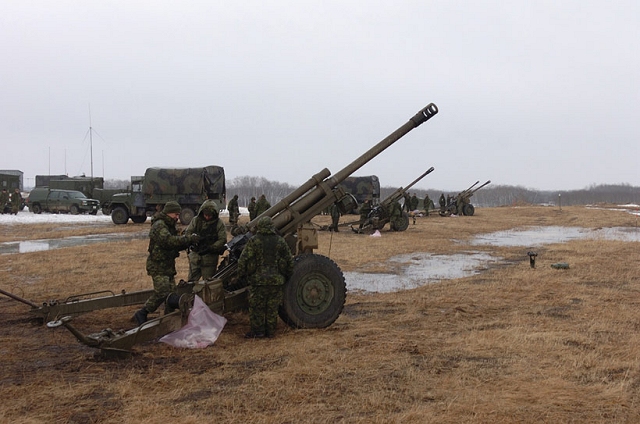 C3_105mm_towed_howitzer_artillery_Canada_Canadian_army_640_001.jpg
