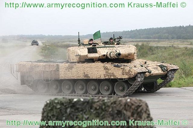 Leopard_2A4m_krauss-maffei_wegmann_main_battle_tank_Canada_Canadian_army_001.jpg
