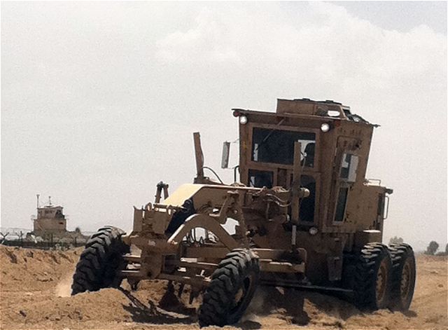 120m_MG_Motor_Grader_engineer_protected_vehicle_US_United_States_army_640_001.jpg