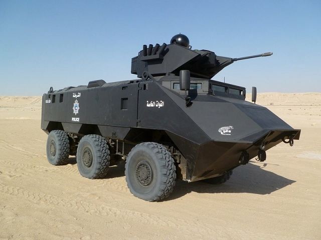 ADVS_6x6x6_Desert_Chameleon_wheeled_armoured_vehicle_personnel_carrier_United_States_american_640.jpg