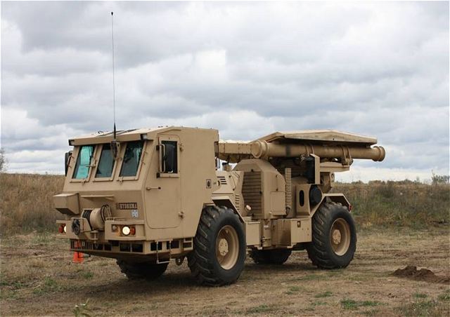 M1271_Medium_Flail_Mine_Clearing_Vehicle_engineer_4x4_truck_United_States_US_Army_640_001.jpg