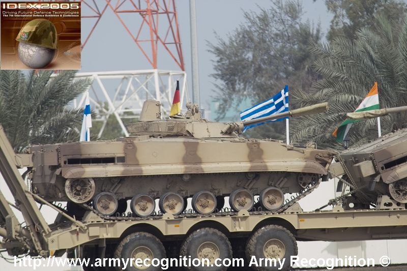 Emirati_BMP-3_armyrecognition_idex_2005_01.jpg