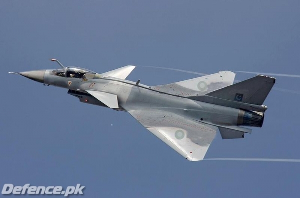 800px-Fc-20Pakistan_airforce2.jpg