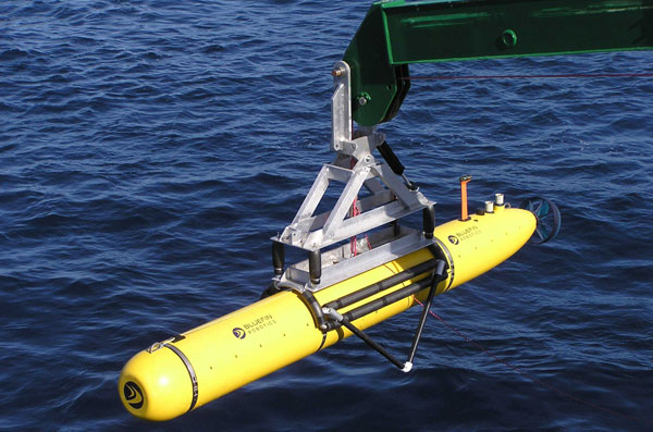 meet-bluefin-21-the-robot-thats-searching-for-the-missing-malaysian-airlines-plane.jpg
