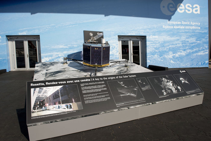 ESA_Pavilion_Paris_Air_and_Space_Show_node_full_image_2.jpg