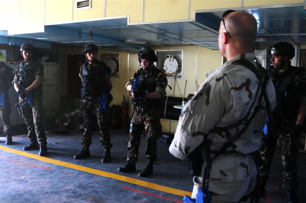 moroccan-naval-forces-participate-in-small-arms-training-aboard-the-hellenic-trai