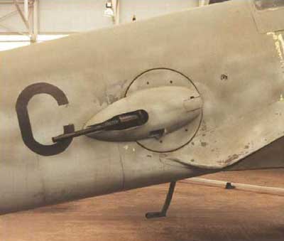 Messerschmitt-Me410-WWII-Nazi-Twin-Engine-Fighter-Bomber-Side-Gun.jpg