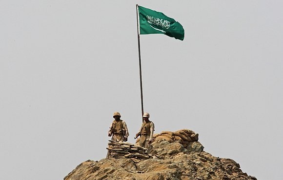 Saudi_Army_السعودية_ترتب_أولوياتها_خارج_الاطار_الأمريكي.jpg