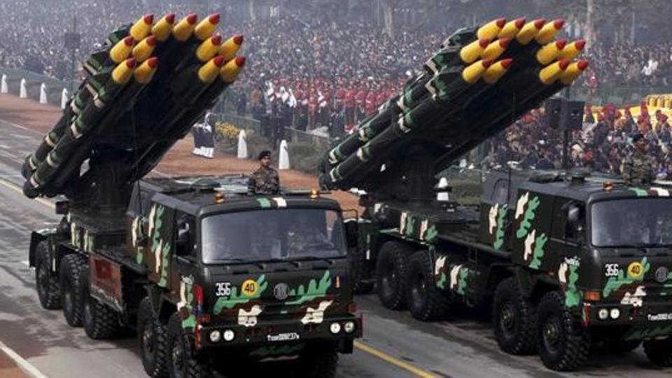 indian-during-officers-republic-missiles-vehicles-displaying_39511516-162d-11e7-a5d6-c47fceabb9c0.jpg