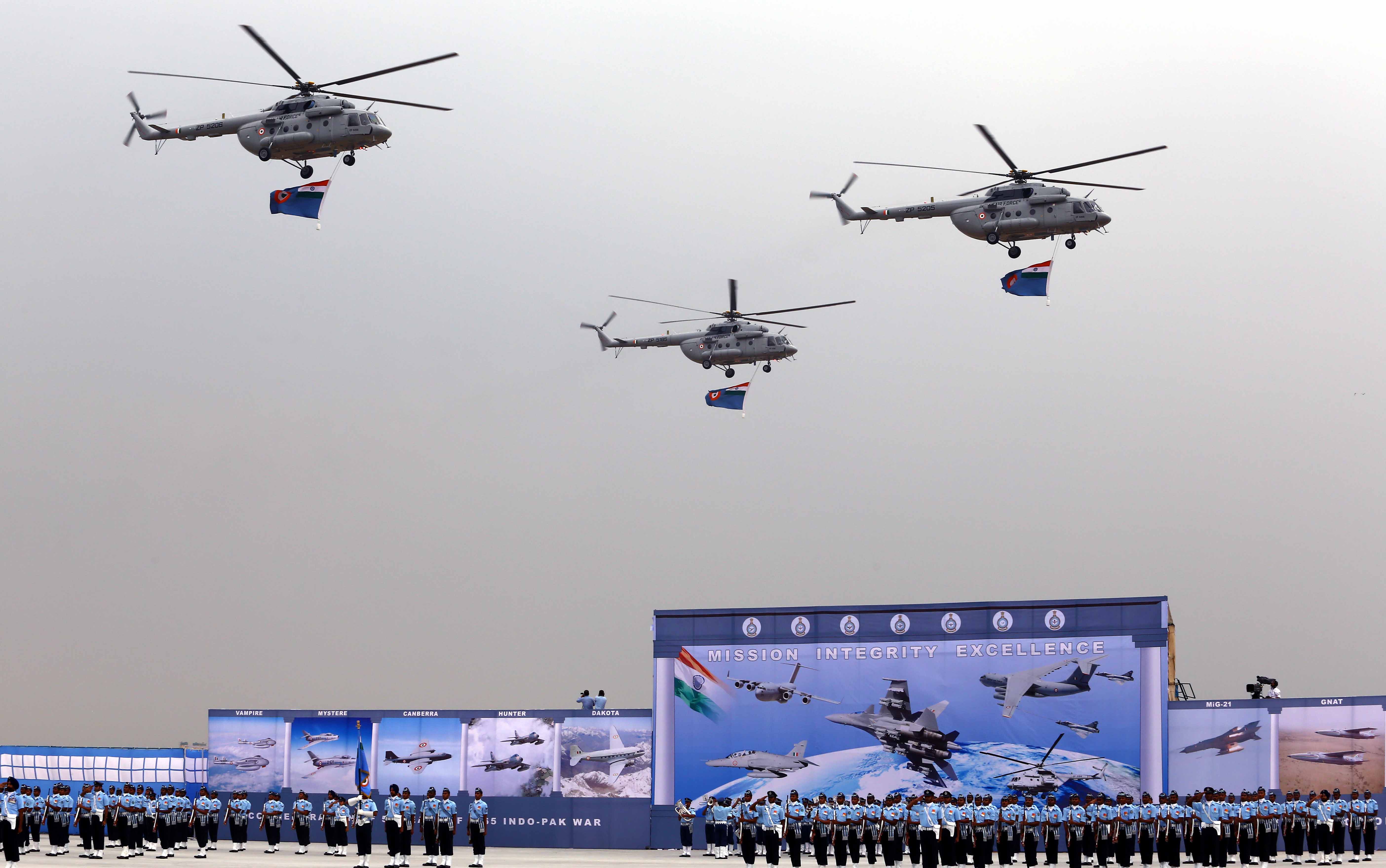 Glimpses-of-Indian-Air-Force-Day-2014-PHOTO-8.jpg