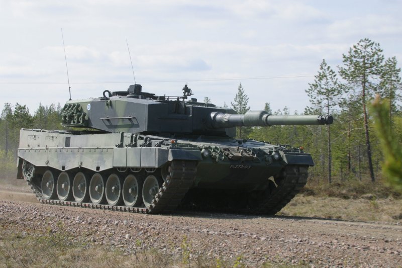 Leopard2A4_Finland_06.jpg