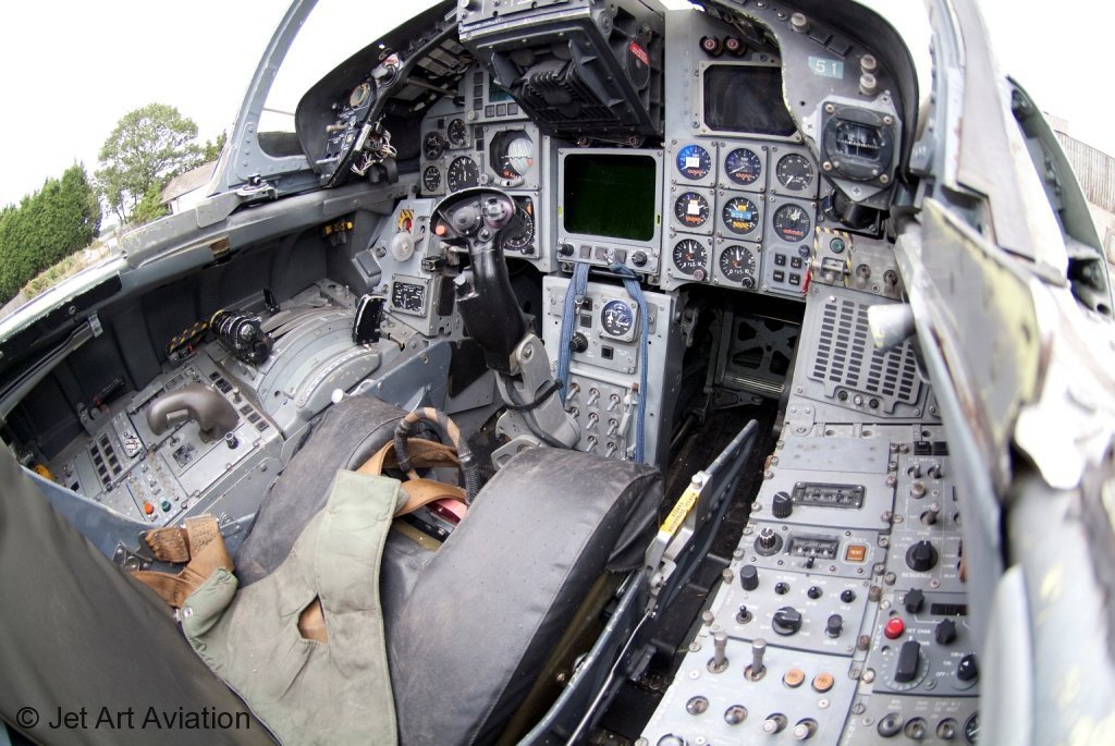 tornado-f3-cockpit-1.jpg