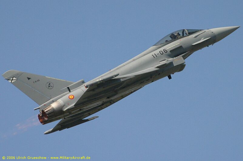 Typhoon-Tifon_RIAT2006_036_800.jpg