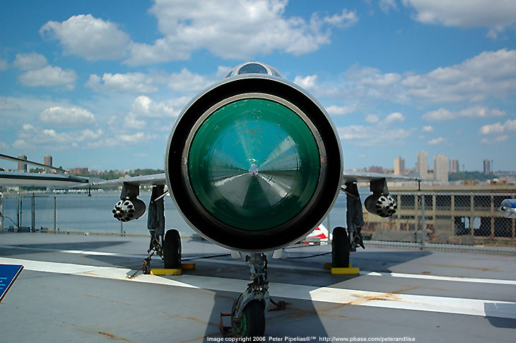 PeterPipelias_MIG21.jpg