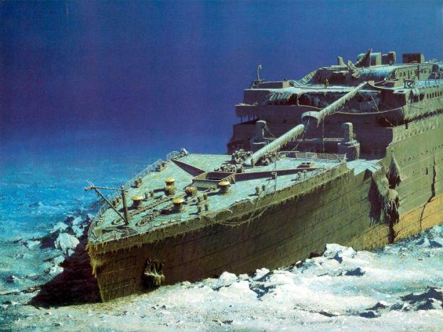 titanic-on-the-ocean-floor1.jpg