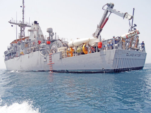 USS-Gladiator-crew-says-it-was-great-working-with-RNO-on-Khanjar-Hadd_StoryPicture.jpg