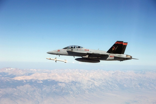 AARGM_test_fired_from_FA-18D_US_navy.JPG
