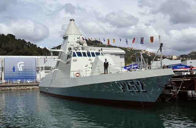 Salahah_Falaj_2_Patrol_Vessel_UAE_Navy_Fincantieri_1.jpg