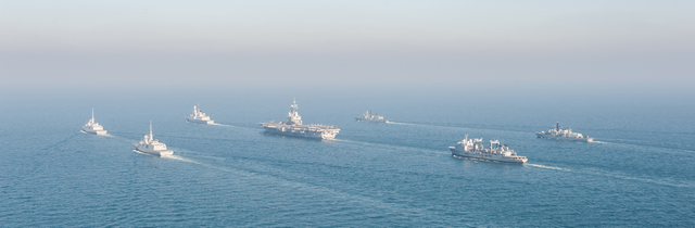 French_Navy_Carrier_Strike_Group_Arromanches2_Task_Force_50_004.jpg