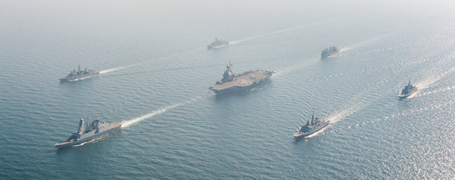 French_Navy_Carrier_Strike_Group_Arromanches2_Task_Force_50_008.jpg