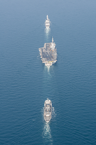 French_Navy_Carrier_Strike_Group_Arromanches2_Task_Force_50_027.jpg