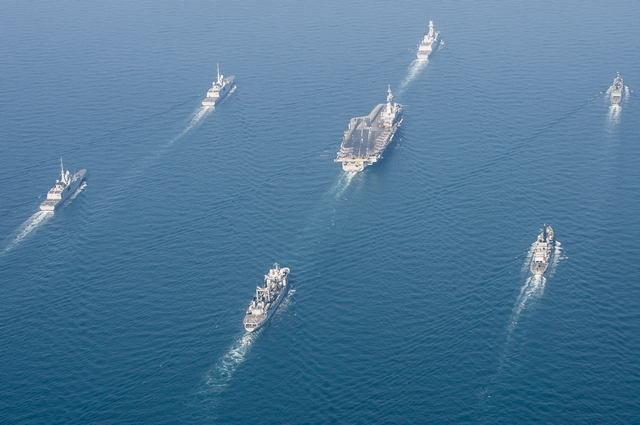 French_Navy_Carrier_Strike_Group_Arromanches2_Task_Force_50_029.jpg