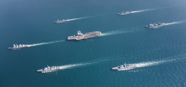 French_Navy_Carrier_Strike_Group_Arromanches2_Task_Force_50_032.jpg