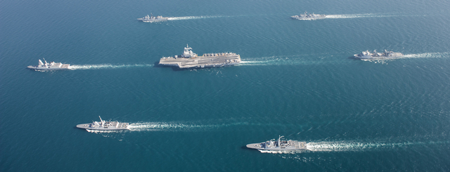 French_Navy_Carrier_Strike_Group_Arromanches2_Task_Force_50_033.jpg