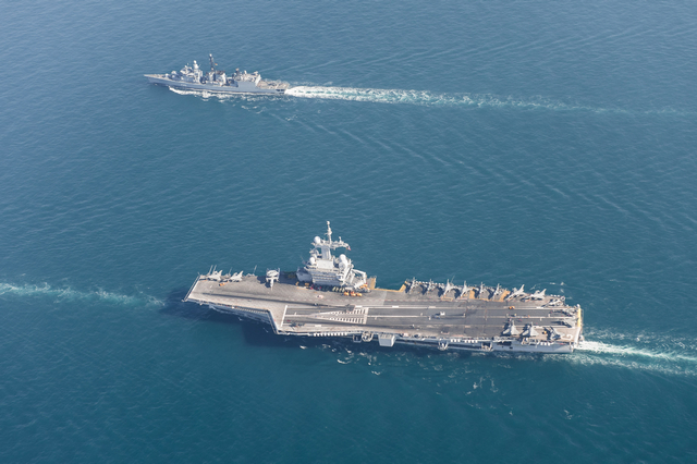 French_Navy_Carrier_Strike_Group_Arromanches2_Task_Force_50_034.jpg
