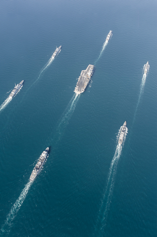 French_Navy_Carrier_Strike_Group_Arromanches2_Task_Force_50_040.jpg