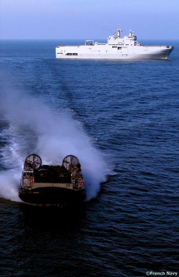 bold-alligator-2012-LCAC-mistral_class_bpc_lhd_french_navy_dcns.jpg