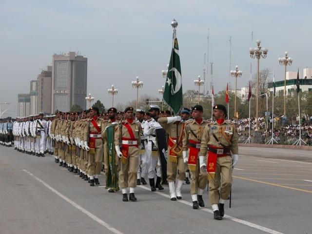 pic_parade-23march.jpg