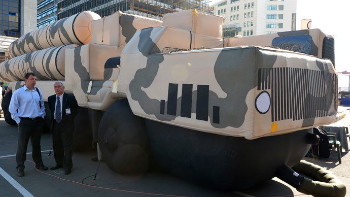 Inflatable-S-300-air-defence-system.jpg