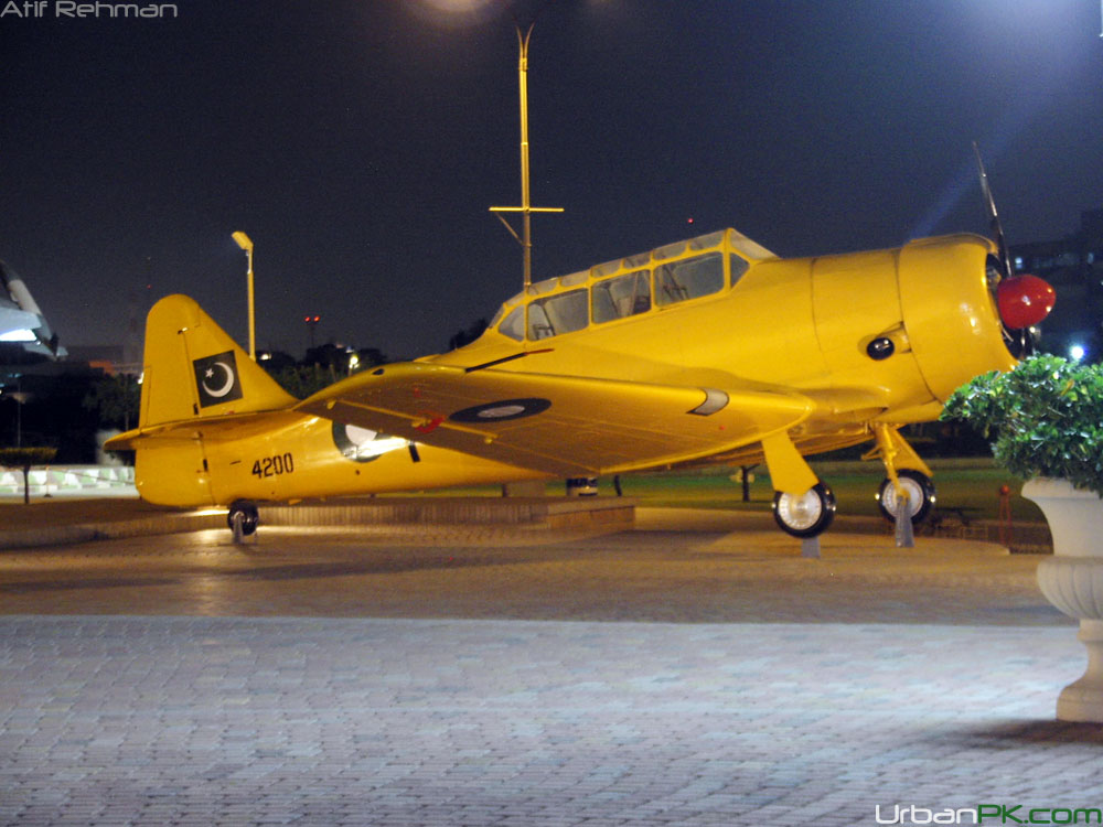 Karachi%20-%20Air%20Museum%20-%20Aeroplanes%20-%2015%20copy.jpg